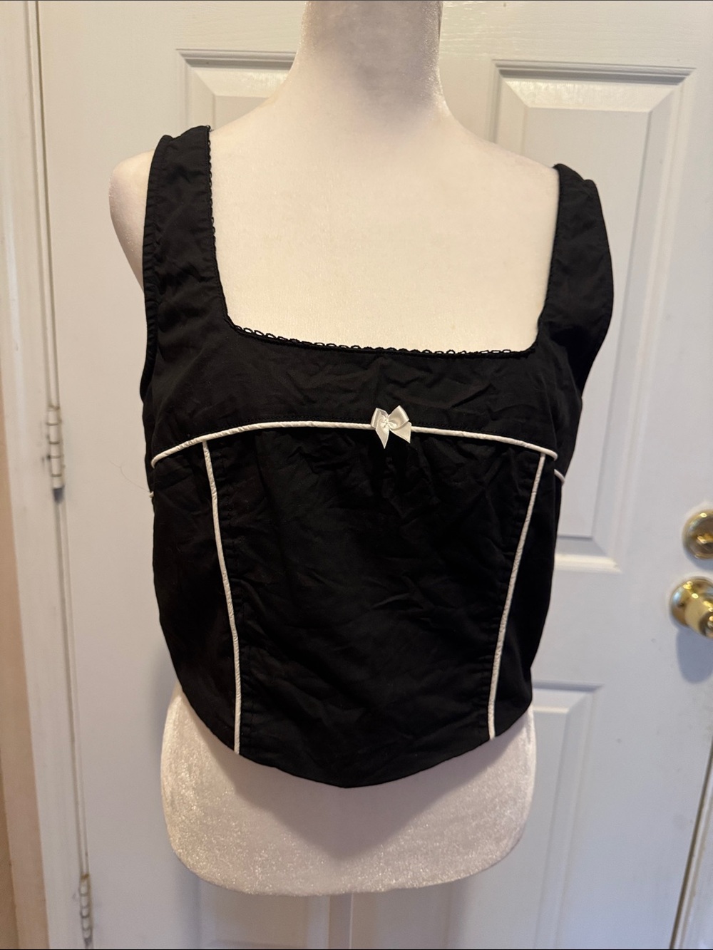 Forever 21 Black Tank Top with White Trim and Bow